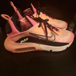 Nike Air Max 2090